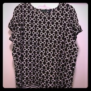 Short sleeve top